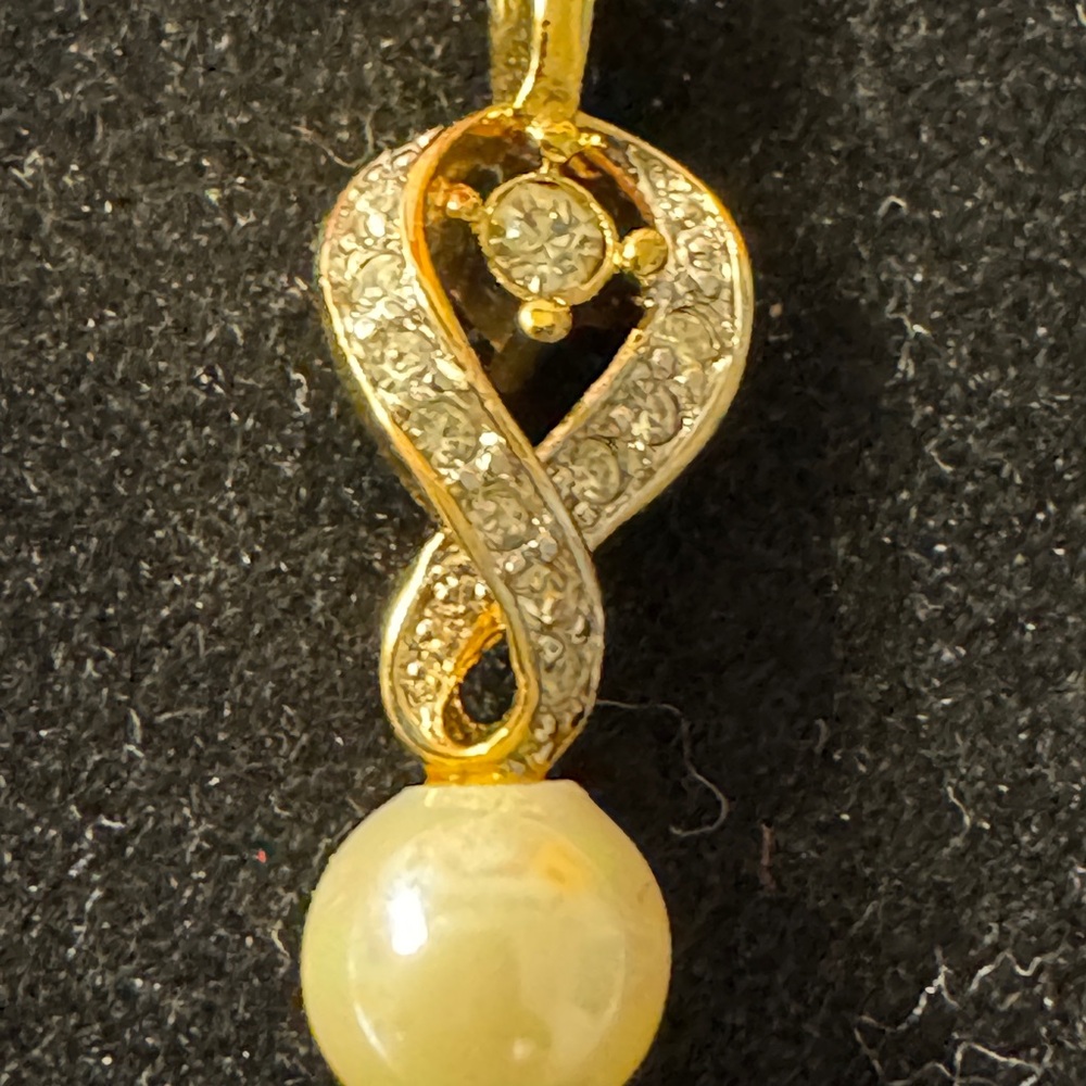 Nina Ricci Gold and Silver Infinity Necklace - Picture 8 of 9
